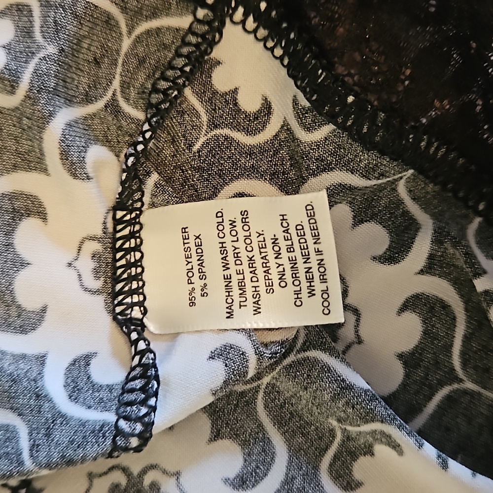 3 Tank Tops - Picture 9 of 13